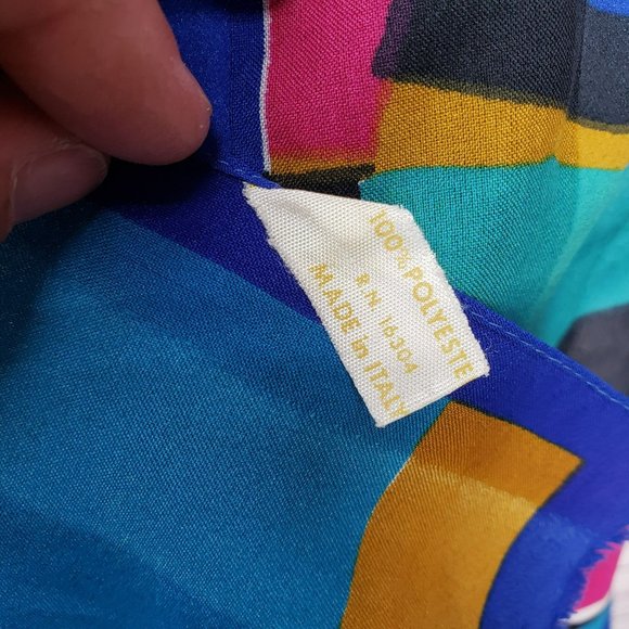 Italian Made Geometric Abstract Pink Blue Black RN 16304 Wrap Scarf - Picture 6 of 8